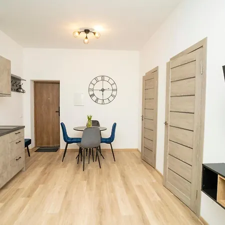 Station No4 Apartment *